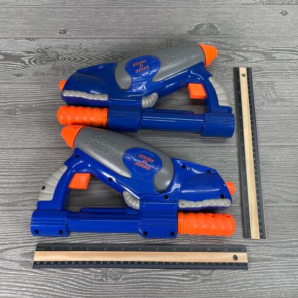 2001 Hasbro Larami Super Soaker Max D 3000 Blue Orange Water Gun Set of Two - Picture 11 of 11